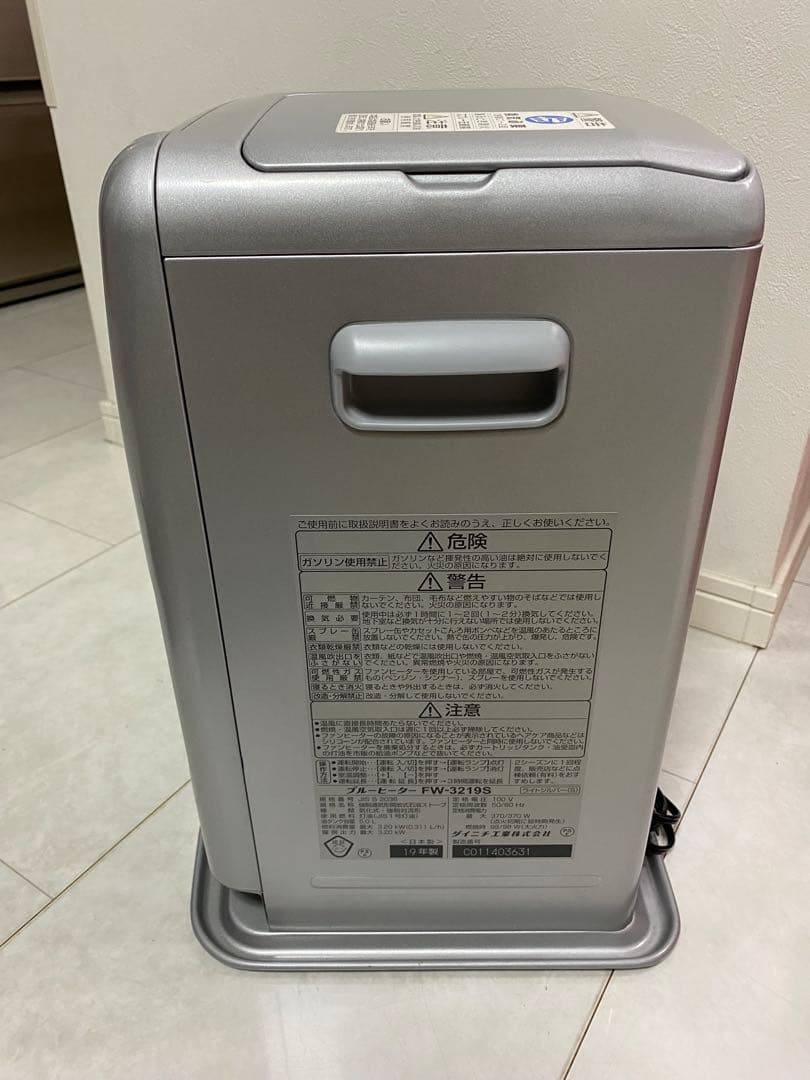 ダイニチ　Dainichi FW-3219S 石油ファンヒーター　19年製