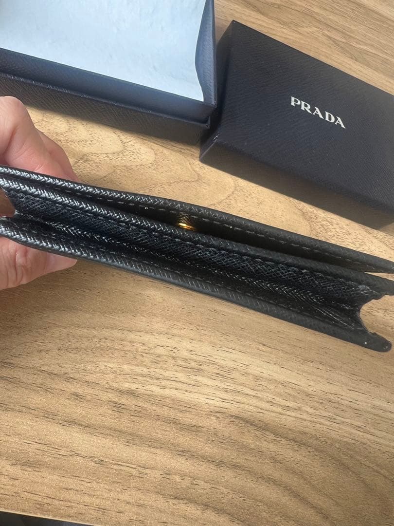 PRADA サフィアーノレザー 名刺入れ