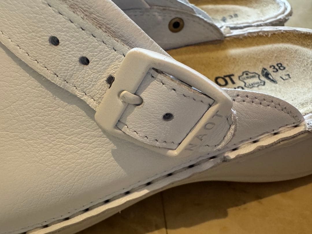 まりも　NAOT IRIS White 38 サボ　アイリス