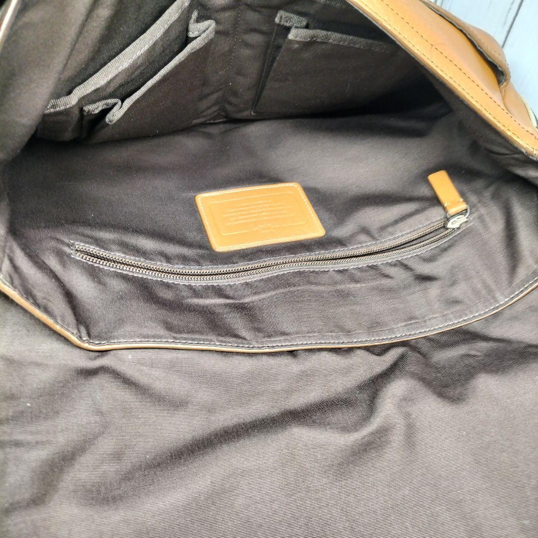 コーチ ショルダーバッグ 本革 レザー ブラウン キャメル メッセンジャーバッグ