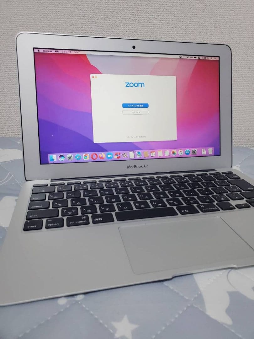 バッテリーとキーボード新品！MacBook Air