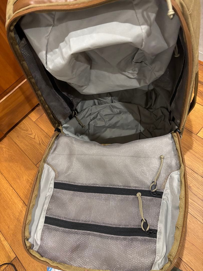 MYSTERY RANCH MISSION WHEELIE 40 コヨーテ