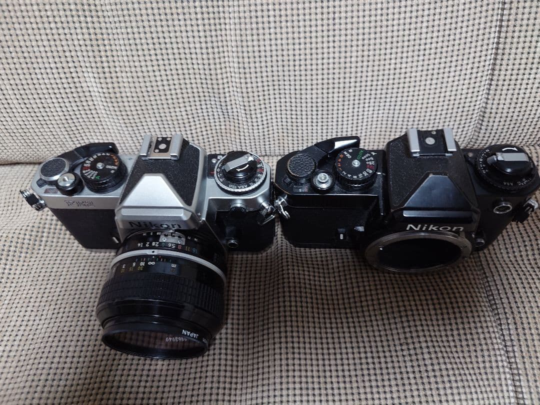 Nikon FEとFE2フィルム一眼レフカメラセット