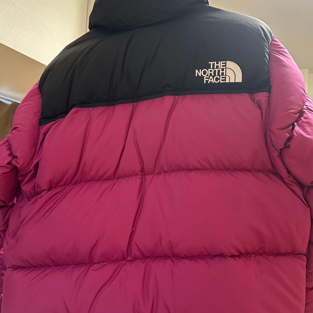 THE NORTH FACE フード付きダウンジャケット 黒・ピンク　ヌプシ