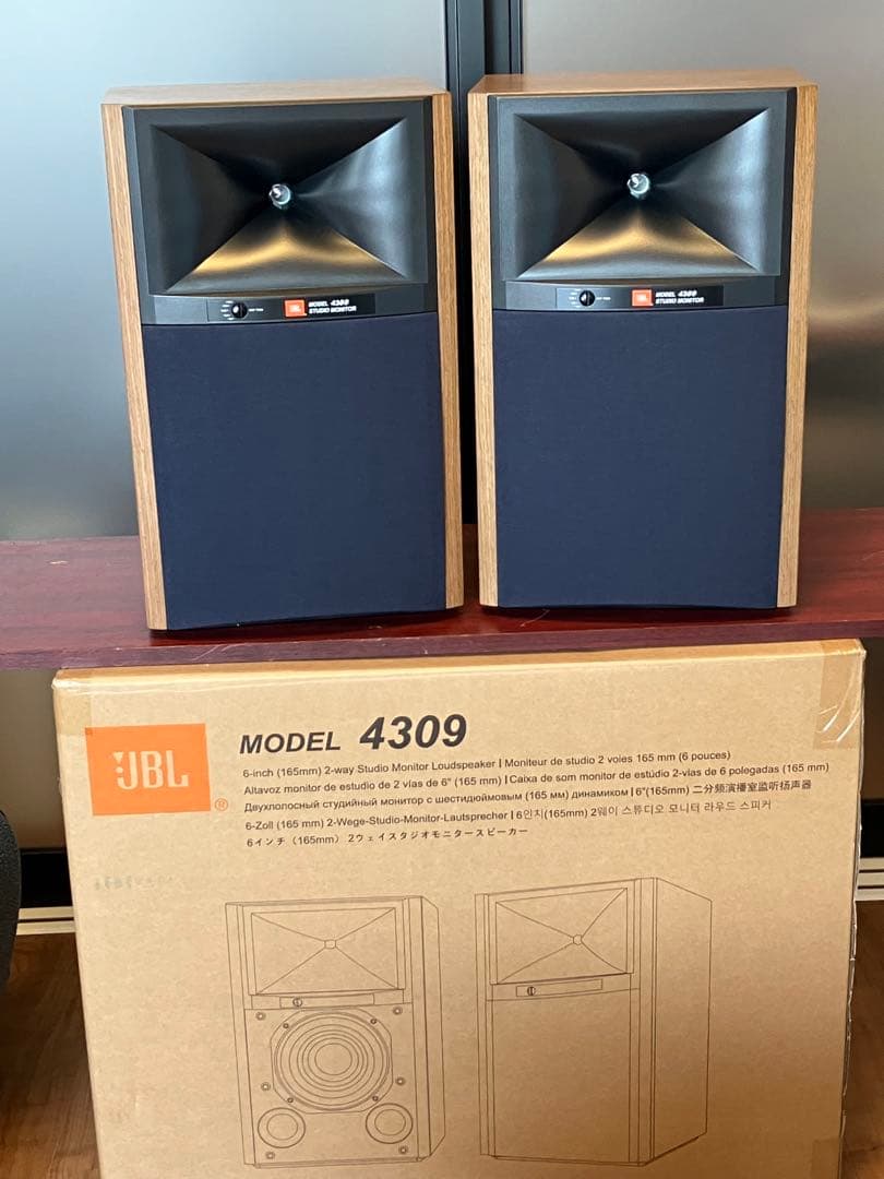JBL 4309 スタジオモニター
