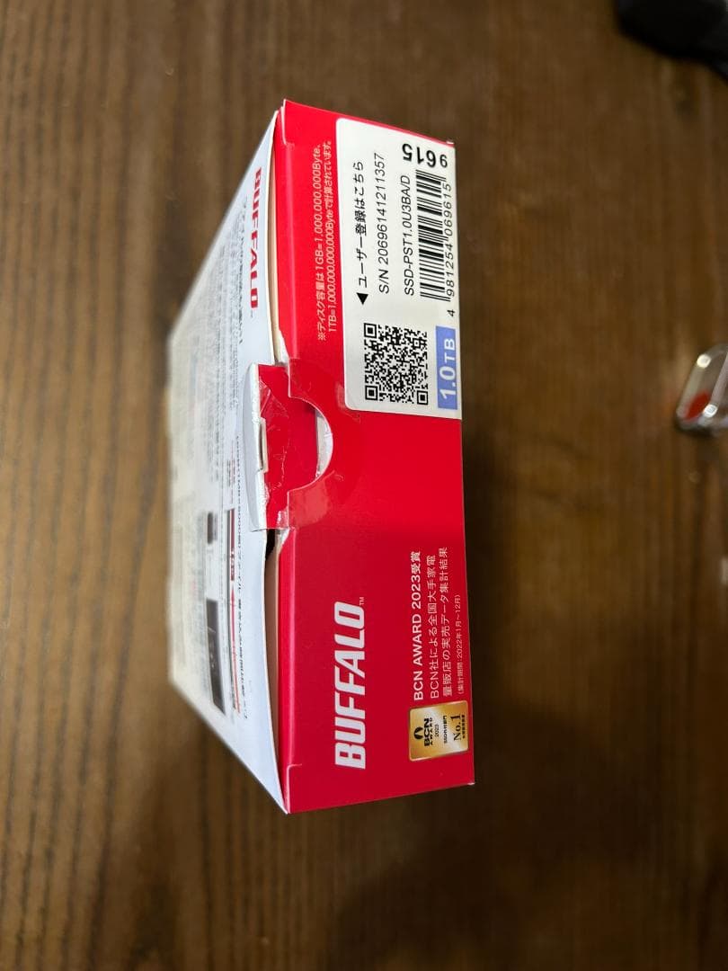 【開封済み・新品】1TB BUFFALO 外付けSSD PST1.0U3BA