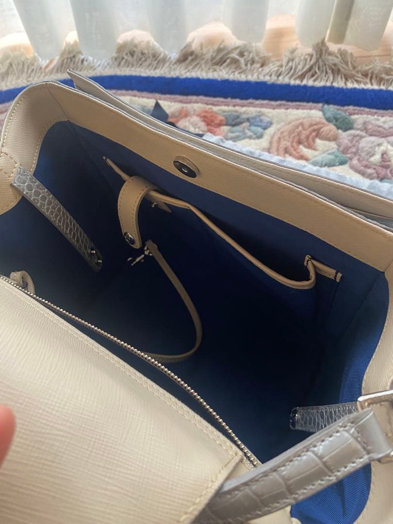 ADMJ クロコダイル風グレー ハンドバッグ