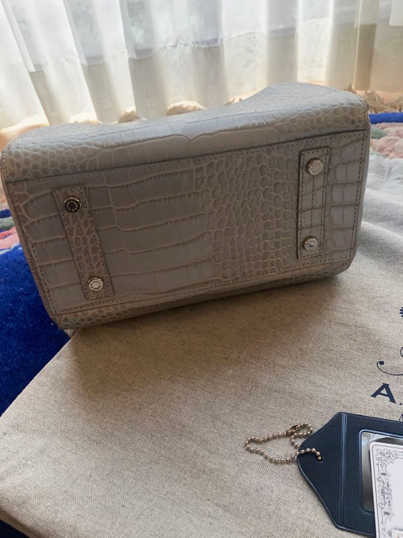 ADMJ クロコダイル風グレー ハンドバッグ
