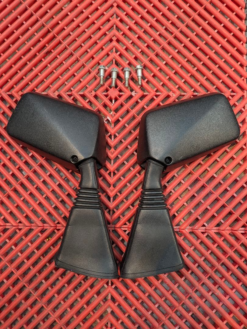 フュージョン　純正ミラー左右　ボルト付き