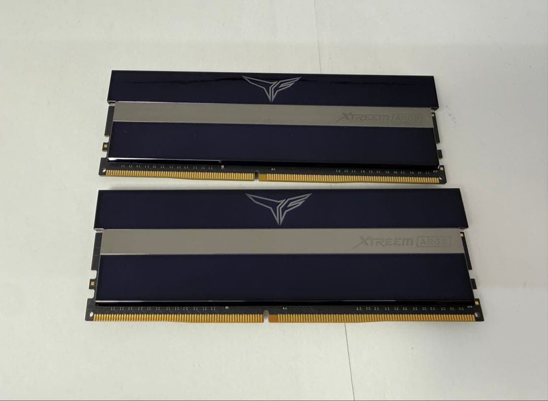 TEAMGROUP メモリー　DDR4 3200 8GB2枚セット合16GB