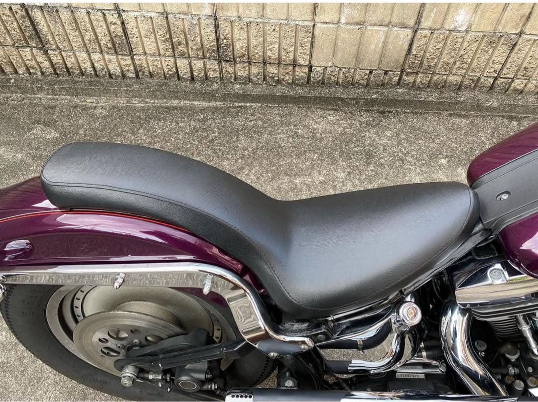 ハーレー　シート　コブラシート　イージーライダース　エボリューション　FXSTC