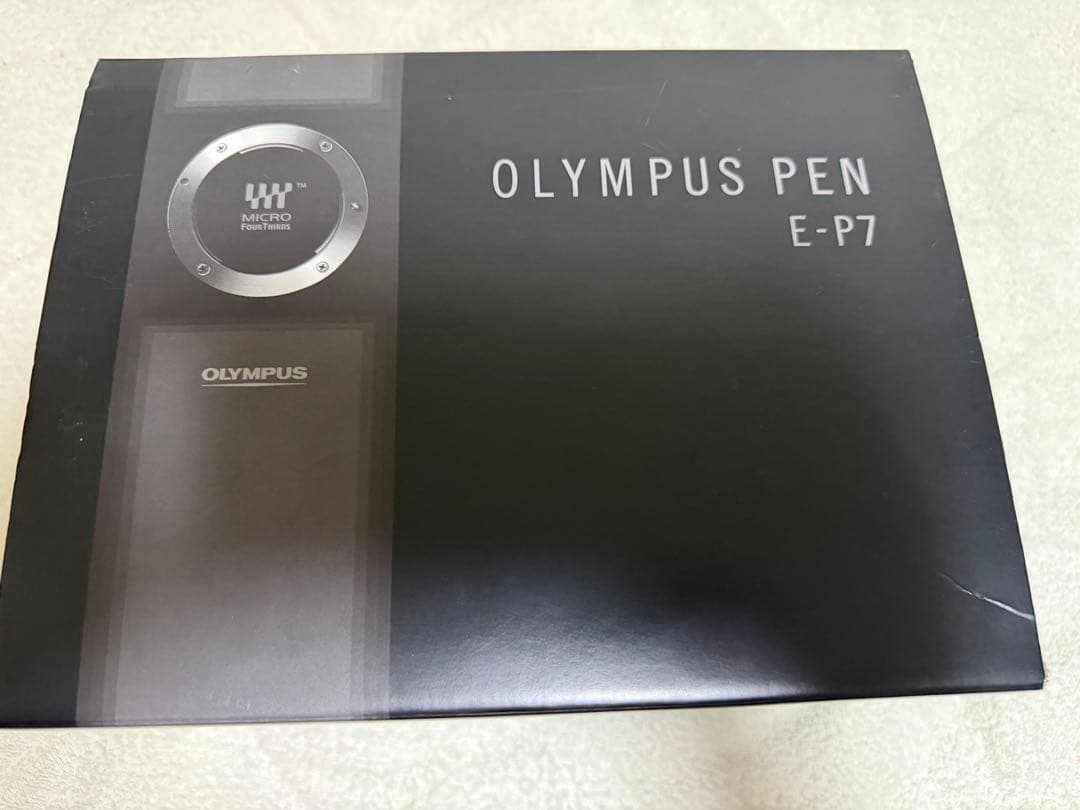 OLYMPUS PEN E-P7 14-42mm EZ レンズキット シルバー