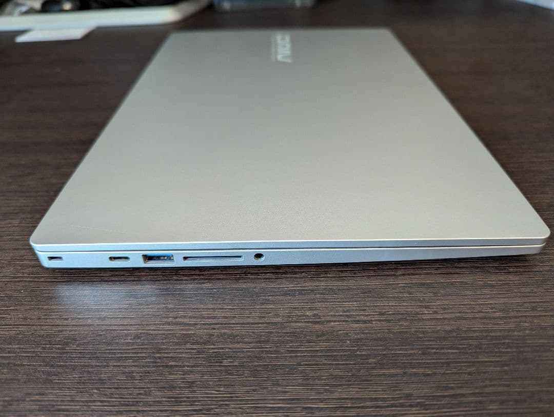 マウスコンピュータ DAIV Z4-I7I01SR-A 32GB core i7