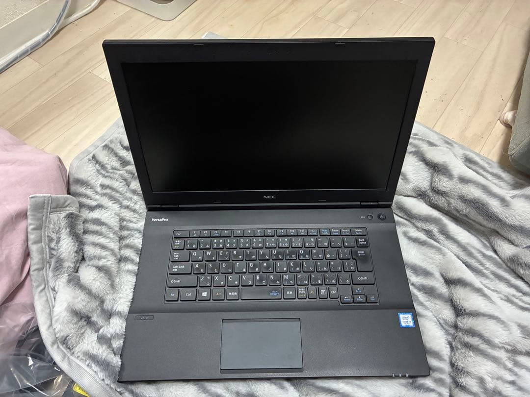 Windows11 Core-i3第7世代/16GB/SSD256GB/DVD