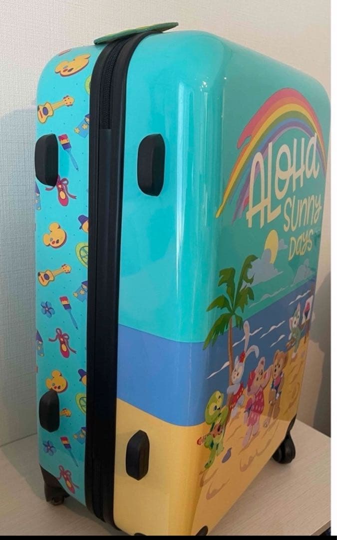 未使用タグ付ハワイアウラニディズニースーツケース　M(4〜7日用)