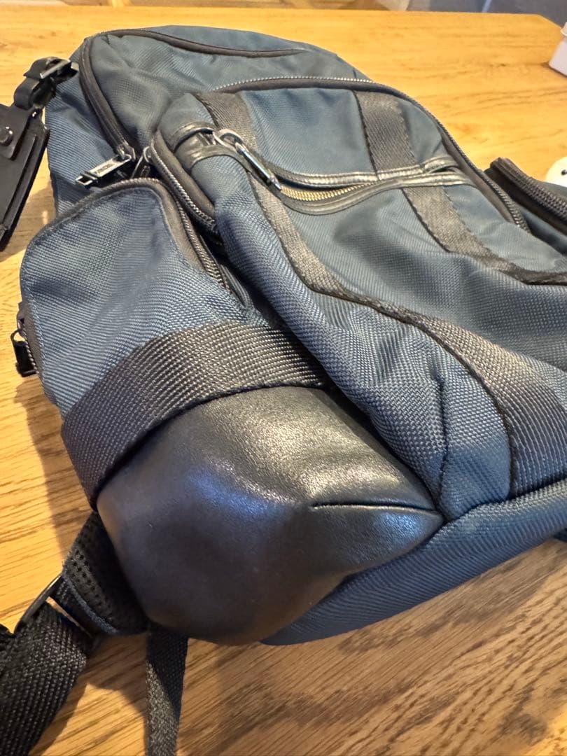 TUMI ビジネスリュック