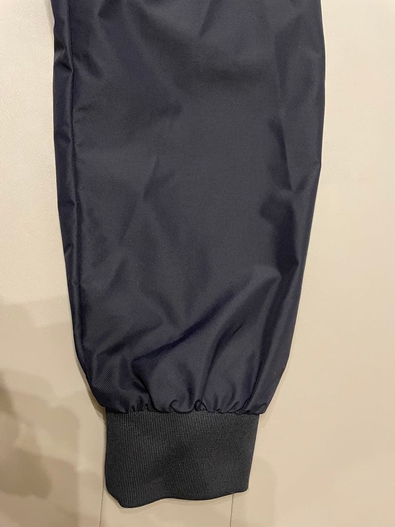 フレッドペリー　ブルゾン　ネイビー