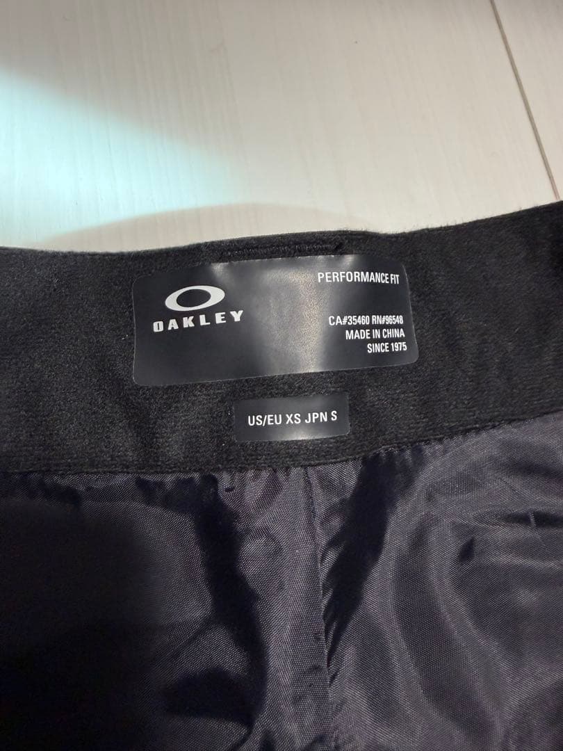 美品　オークリー　スキーパンツ　スノーボード