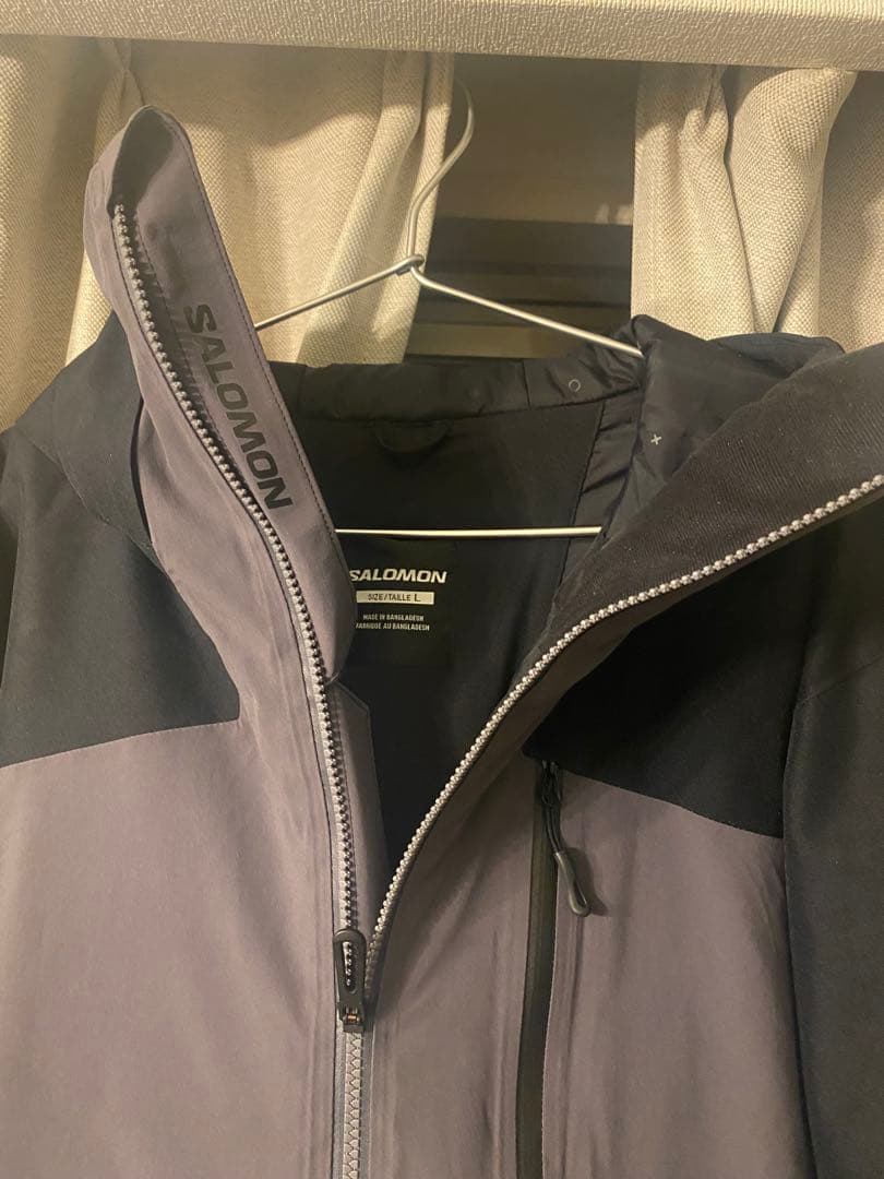 【良品、ほぼ未使用】Salomon スノーボードウェア