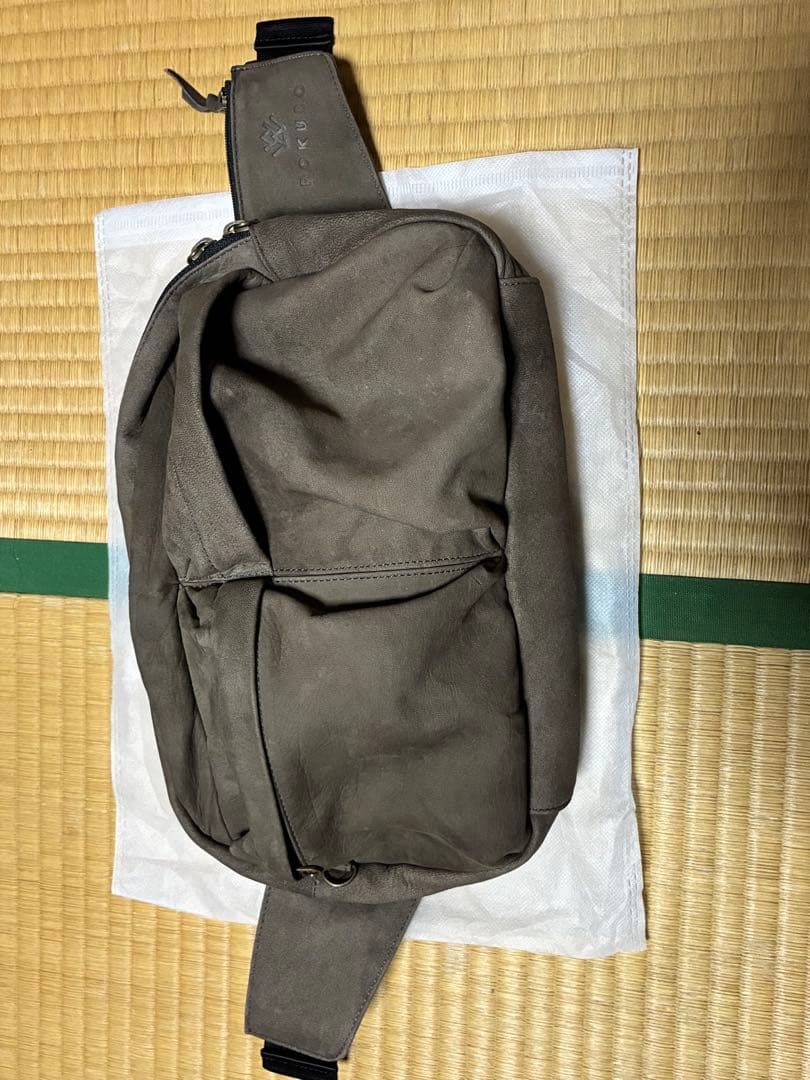 Rokubo ボディバッグ　鹿革