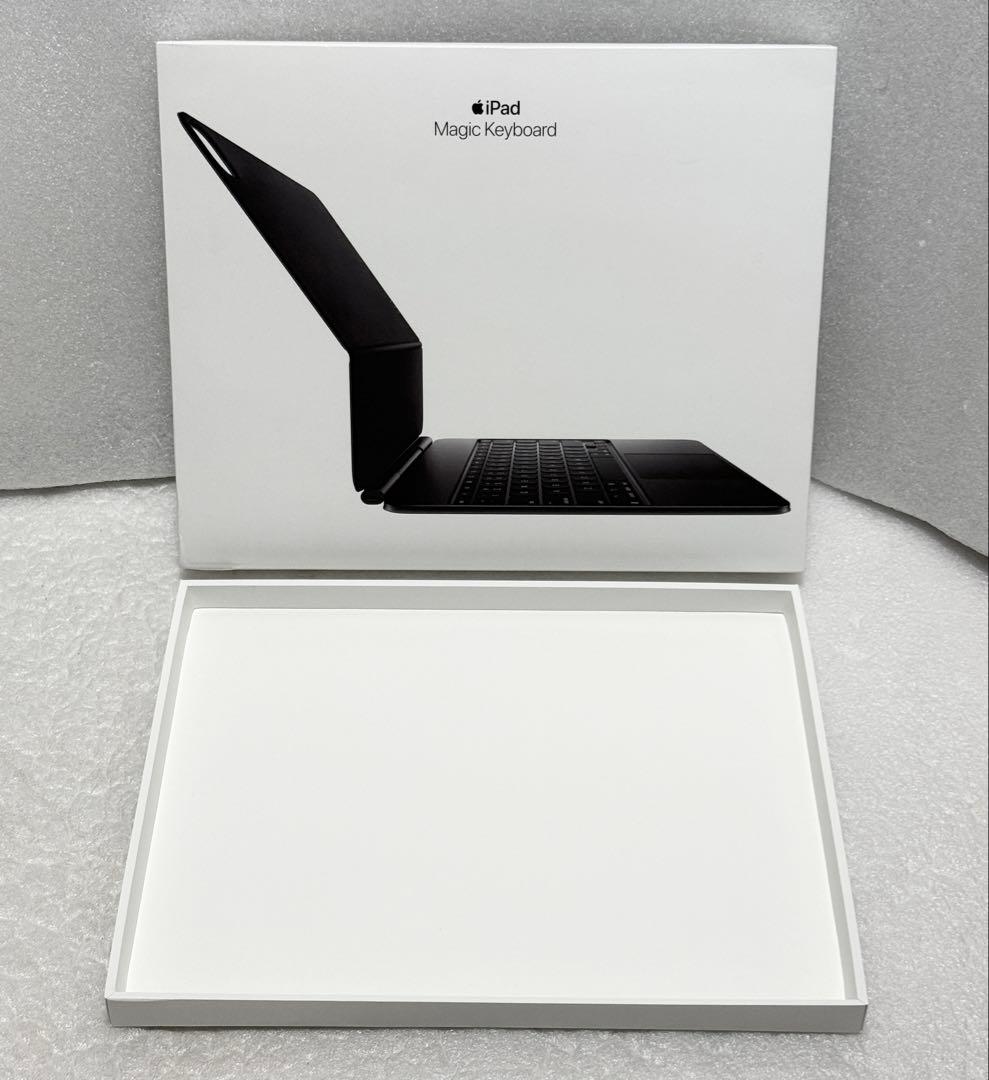 美品　USキー　保証　Magic Keyboard iPad Pro 13 M4