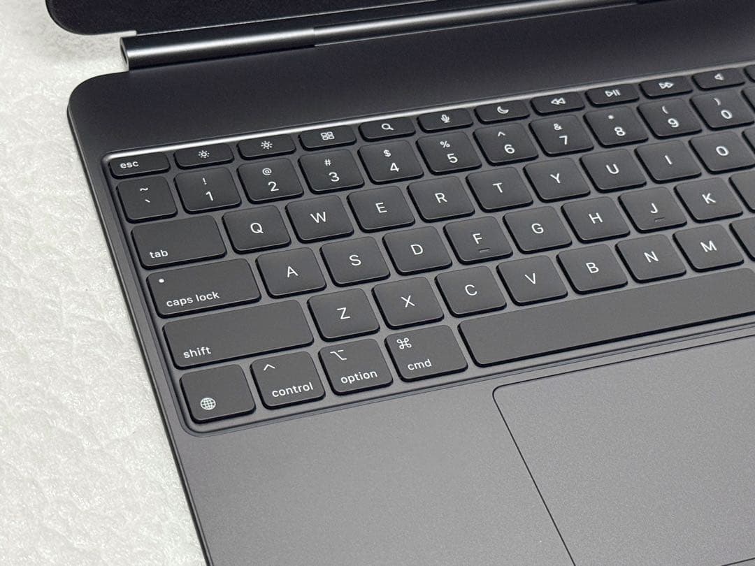 美品　USキー　保証　Magic Keyboard iPad Pro 13 M4