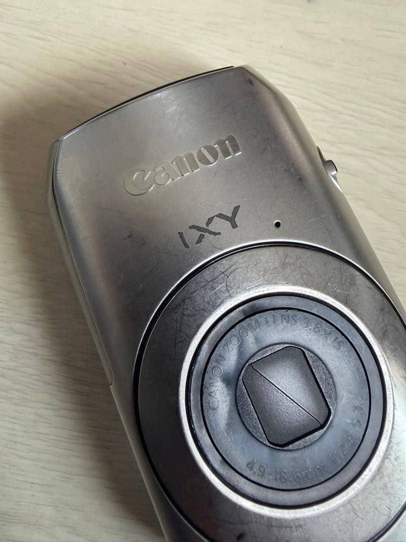 Canon IXY 30Sコンパクトデジタルカメラ