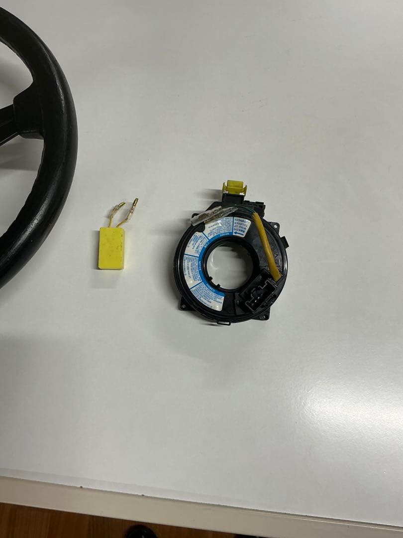 ナルディ　ステアリング33パイ補修品　おまけ　l700 ボス等ジャンク