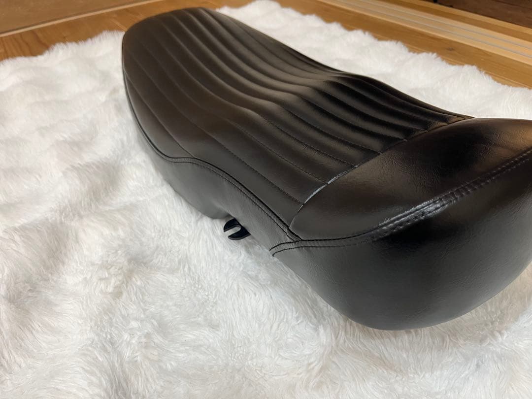 SR400/500 モーターロック　薄型ベーツタイプTTシート'78〜'17