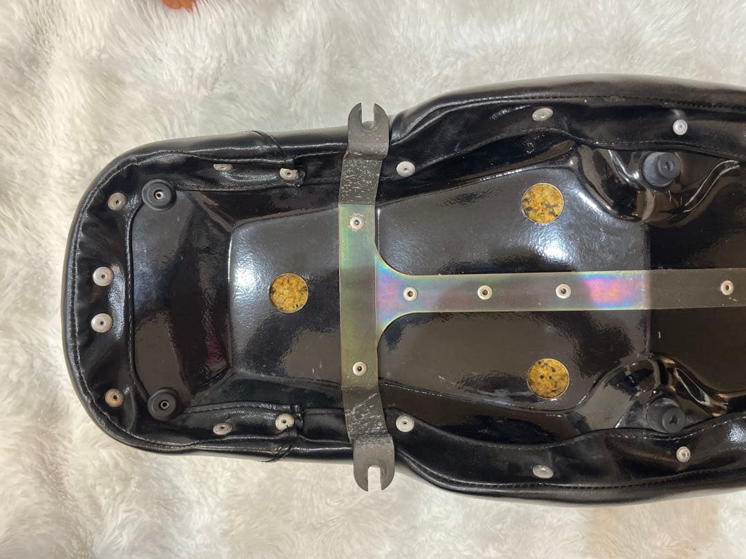 SR400/500 モーターロック　薄型ベーツタイプTTシート'78〜'17