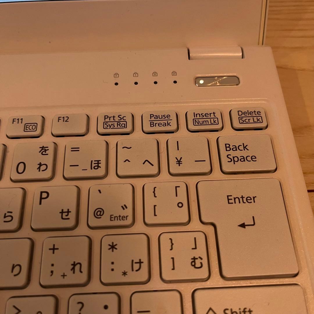 富士通 LIFEBOOK UH90/B3 ノートPC 初期化済 SSD搭載