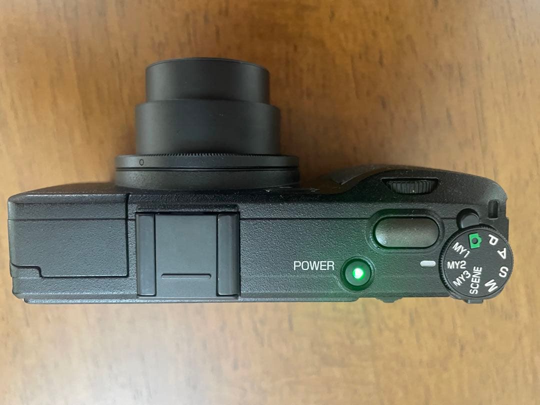 値下げ中！RICOH GR DIGITAL4リコーデジカメ　［ショット数232］