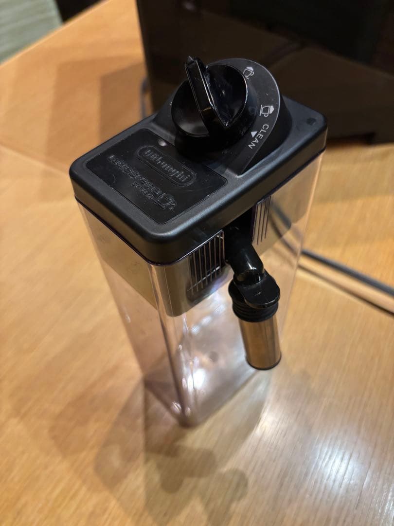 デロンギ　エレッタ　エスプレッソマシンDeLonghi Eletta