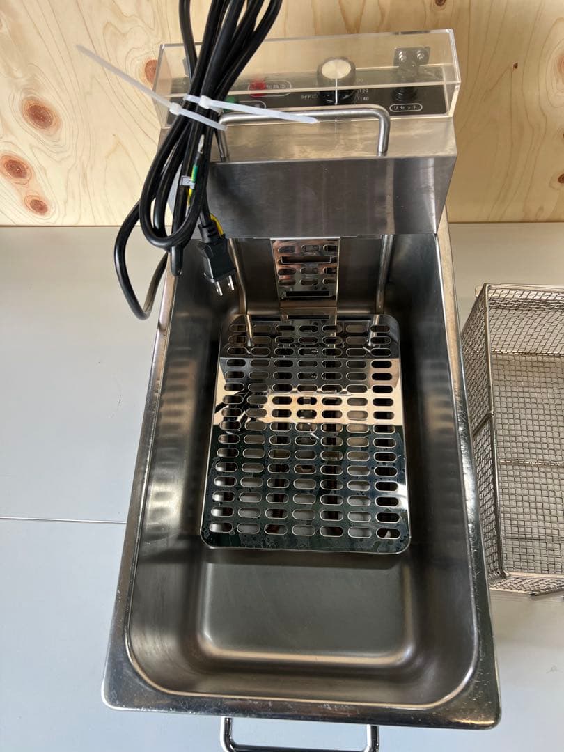 卓上電気フライヤー 7L
