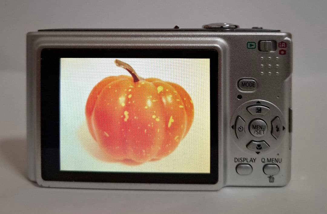 [美品]パナソニック Panasonic LUMIX DMC-FS3 コンデジ