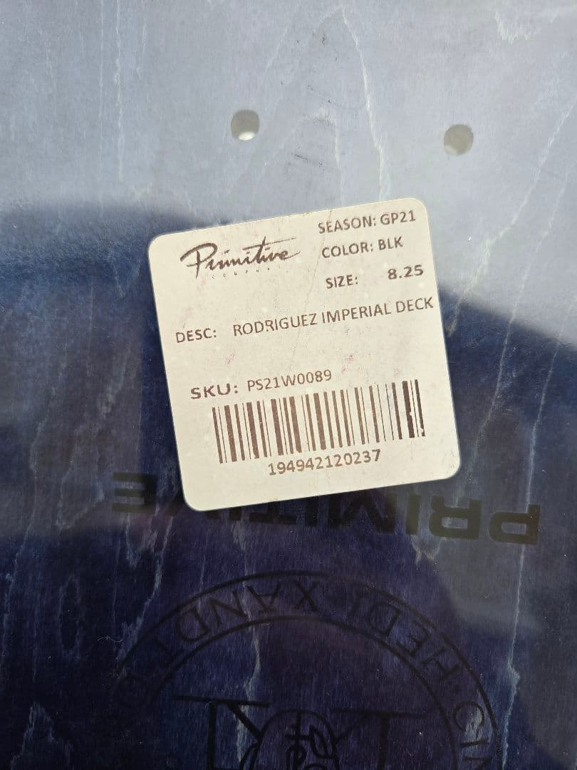 Primitive Rodriguez スケートボードデッキ 8.25インチ
