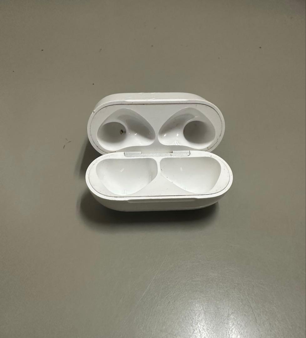 AirPods 4世代　(ANC) ノイキャン有