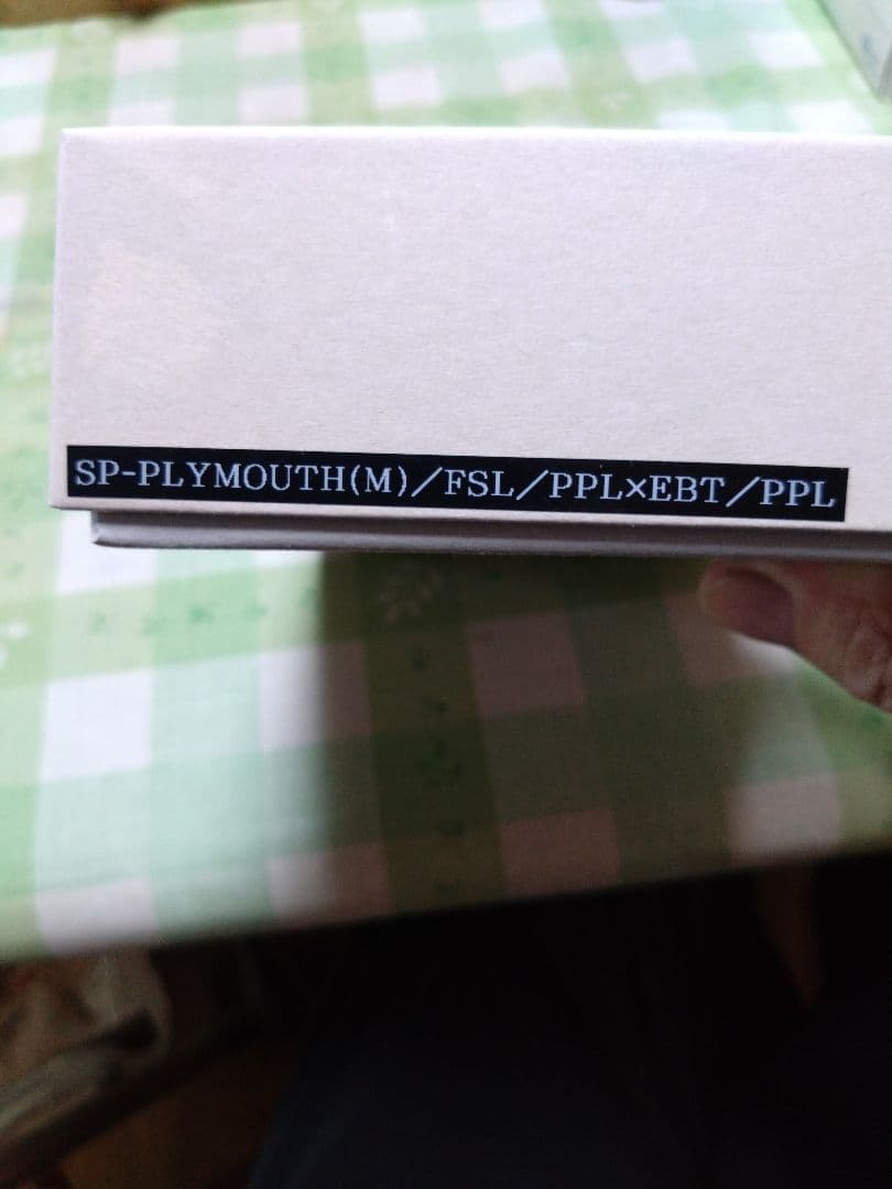 ワイルドスワンズ　スマホケース　プリマスM オットセイ革　カラビナMセット