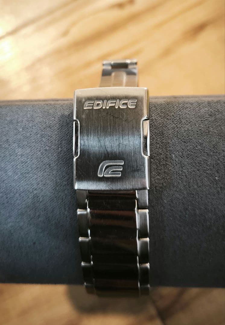 EDIFICE EQB-500D Bluetooth搭載