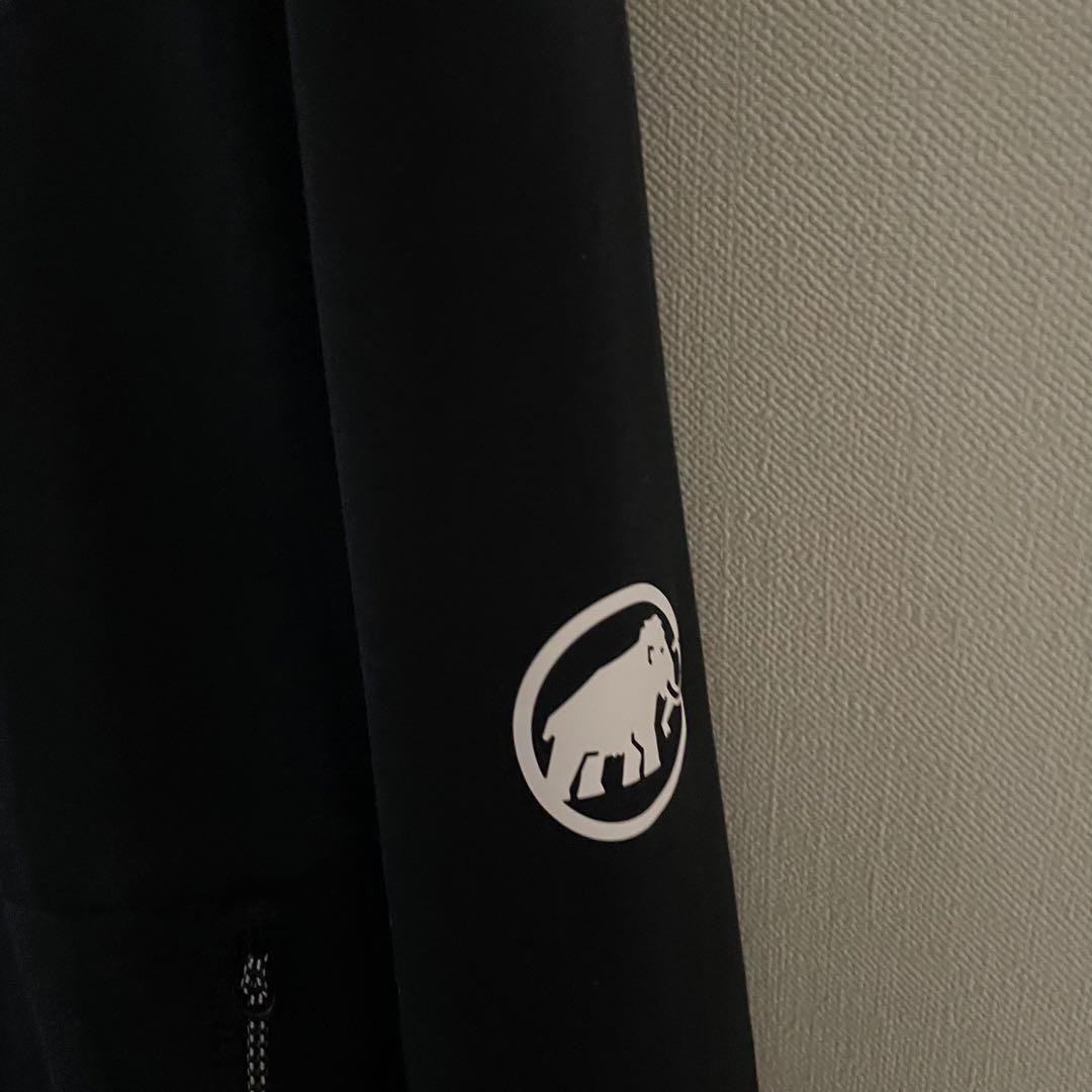 MAMMUT マムート ゴアテックスアルティメットセブンソフトシェル  ブラック