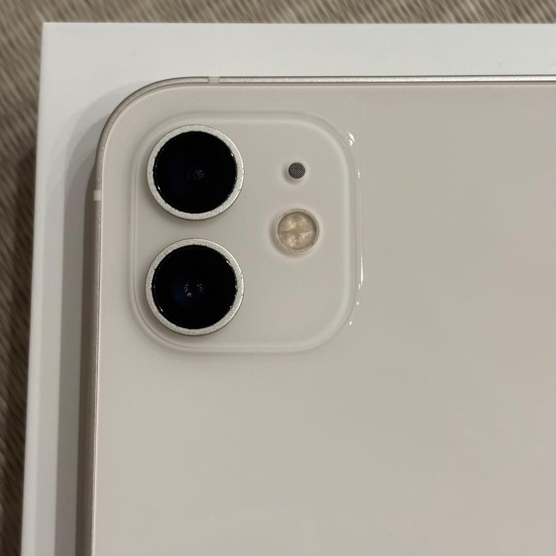 iPhone12 64GB ホワイト SIMフリー 本体 美品
