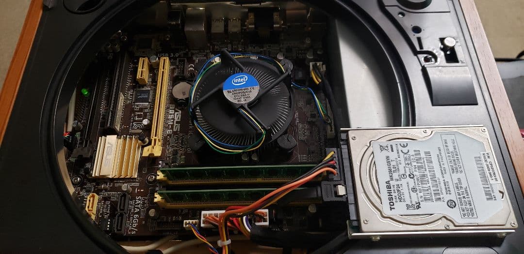 レトロ　レコードプレーヤー型PC　i5