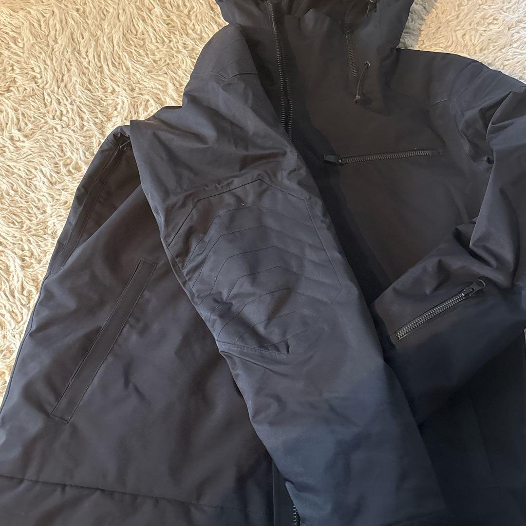 美品　ピークパフォーマンス　スキーウェア セット　中綿　ブラック　上下