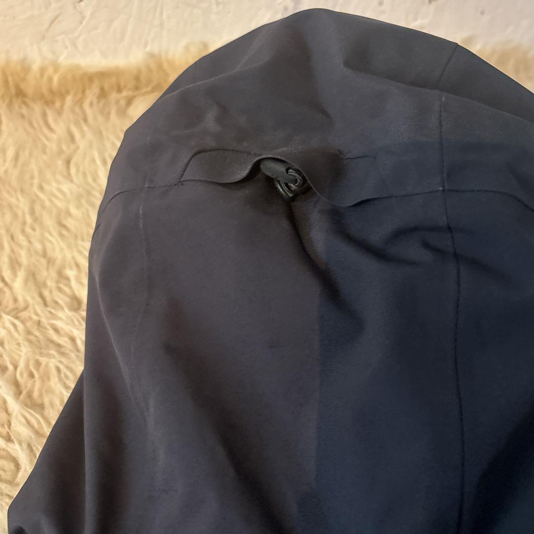 美品　ピークパフォーマンス　スキーウェア セット　中綿　ブラック　上下