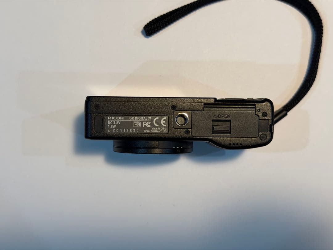 ［美品］RICOH GR DIGITAL Ⅳ 極少レリーズ回数1600回以下