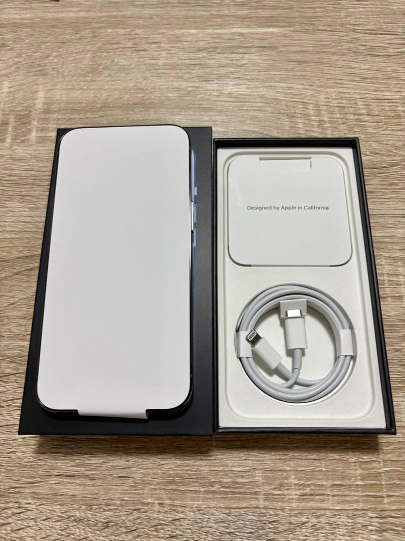 【新品・交換品】iPhone13 pro 256gb SIMフリー シエラブルー