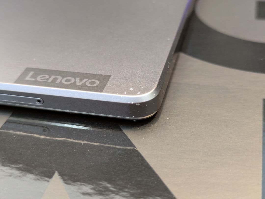 Lenovo 8.8型タブレット LEGION Y700 2023年