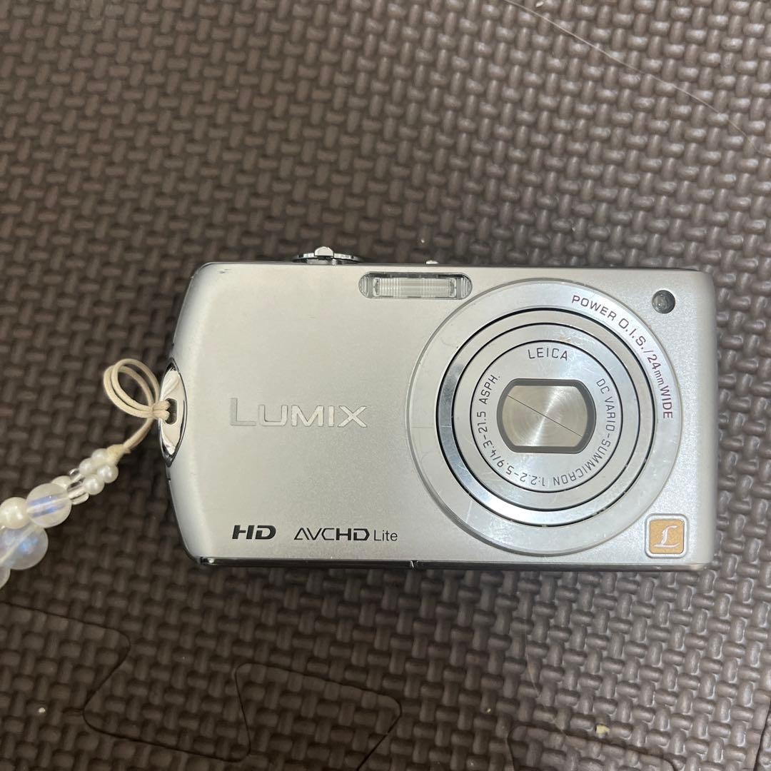 Panasonic DMC-FX70 シルバー