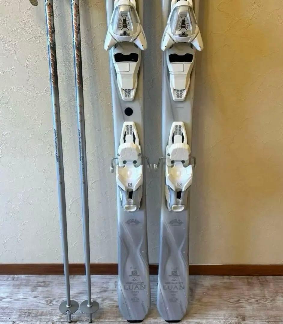 ◾️カービングスキーセット　スキー板151㎝　ブーツ24㎝　女性用　レディース用