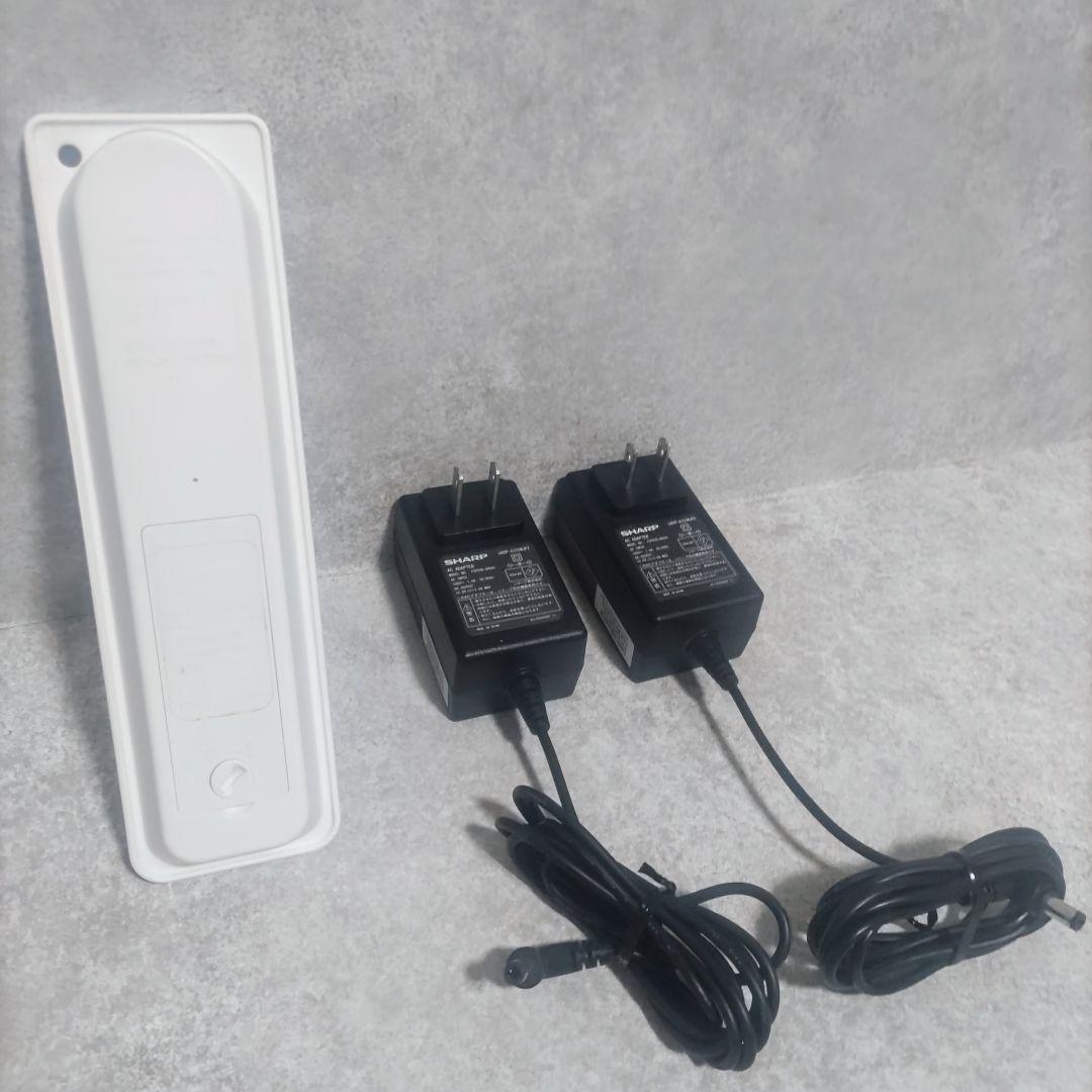 シャープ　アクオス　ポータブル防水液晶テレビ　2T-C12AF-W